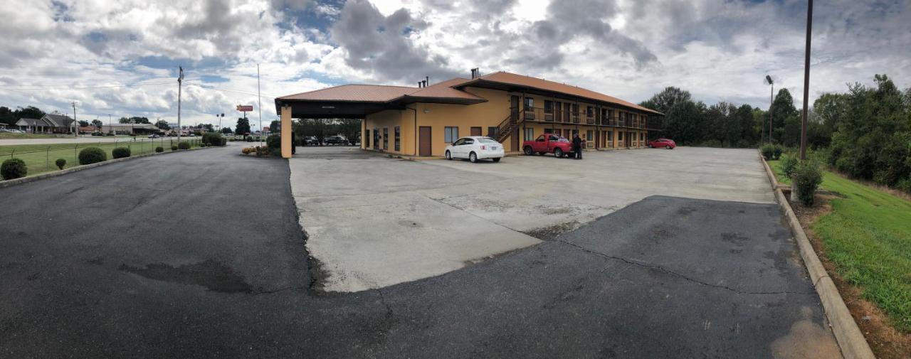 Motor Inns Of America Madisonville Exterior photo