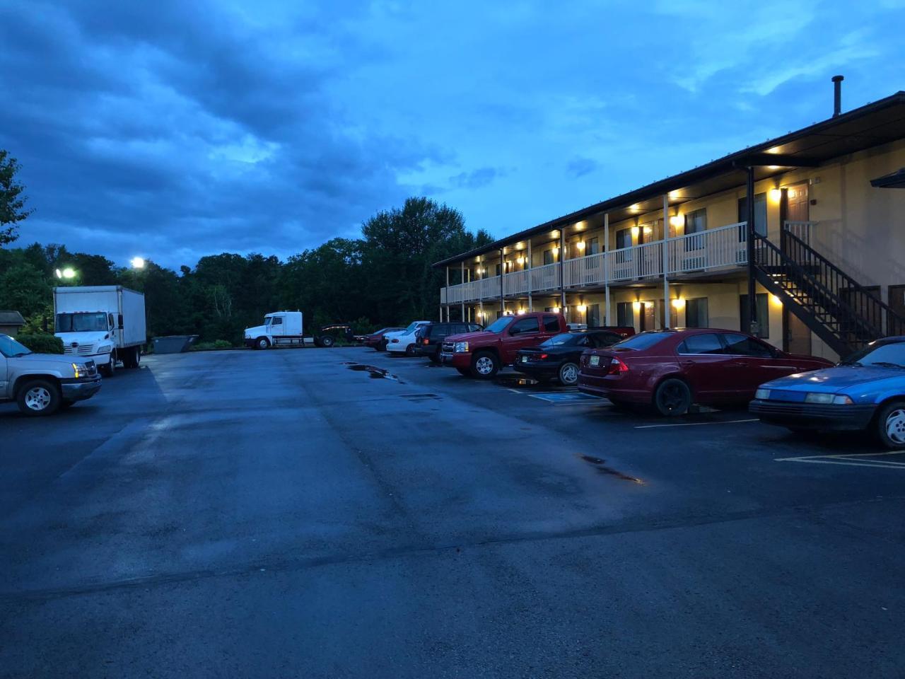 Motor Inns Of America Madisonville Exterior photo