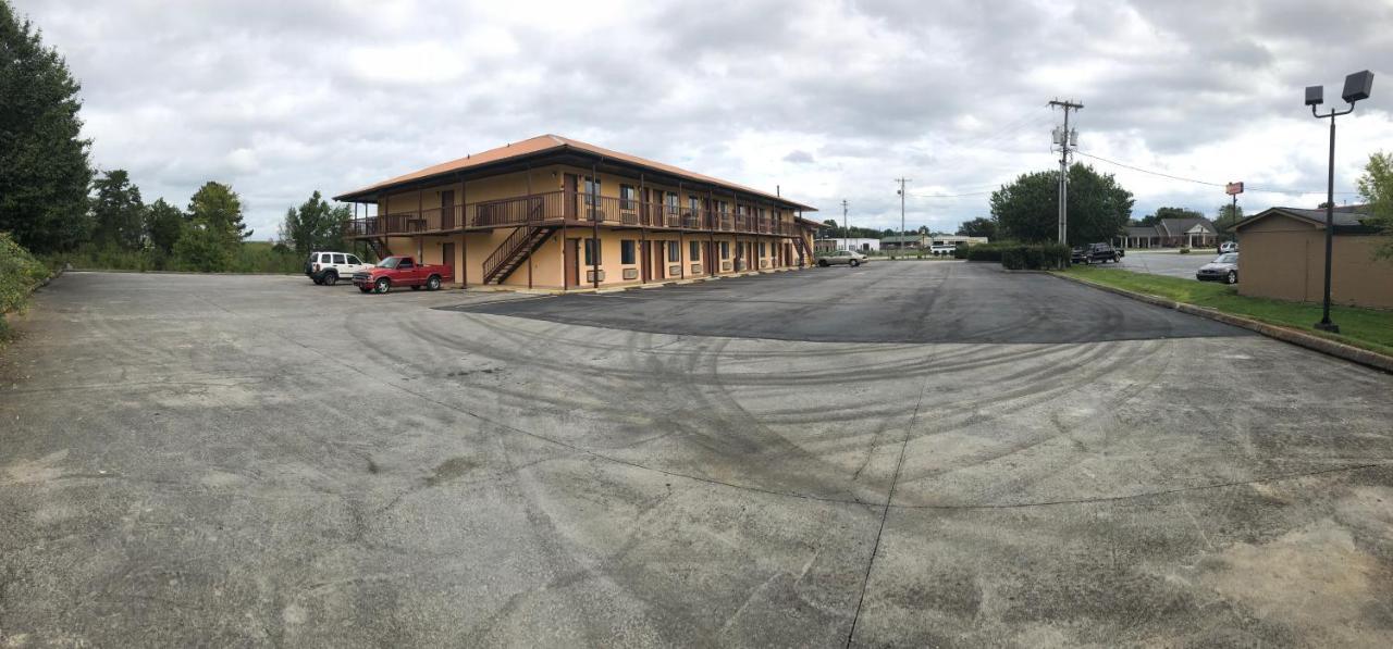 Motor Inns Of America Madisonville Exterior photo